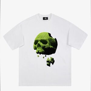 NWT Supermade SKULL PRINT T-SHIRT M A5